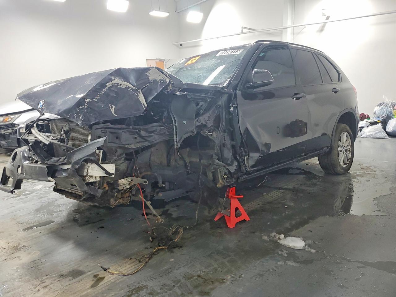 2015 BMW X5 xDrive35I - zdjęcie główne