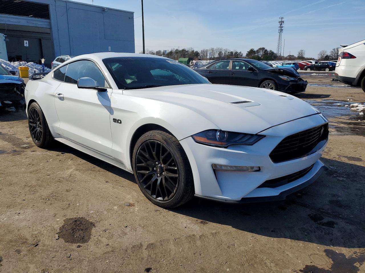 2019 Ford Mustang Gt - zdjęcie 4