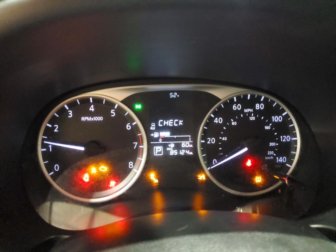 2020 Nissan Kicks S - zdjęcie 9