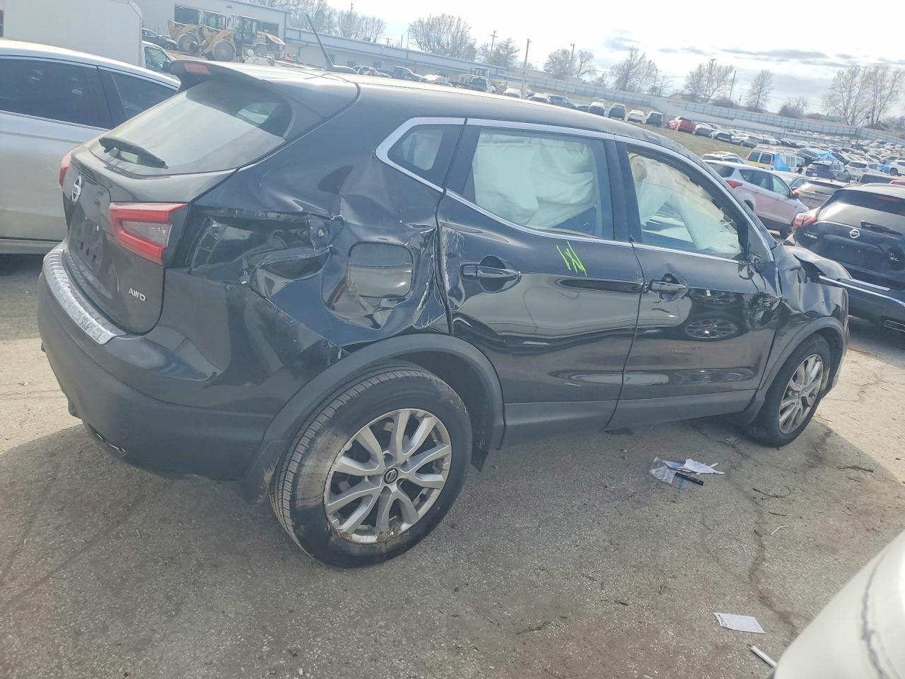 2020 Nissan Rogue Sport S - zdjęcie 3