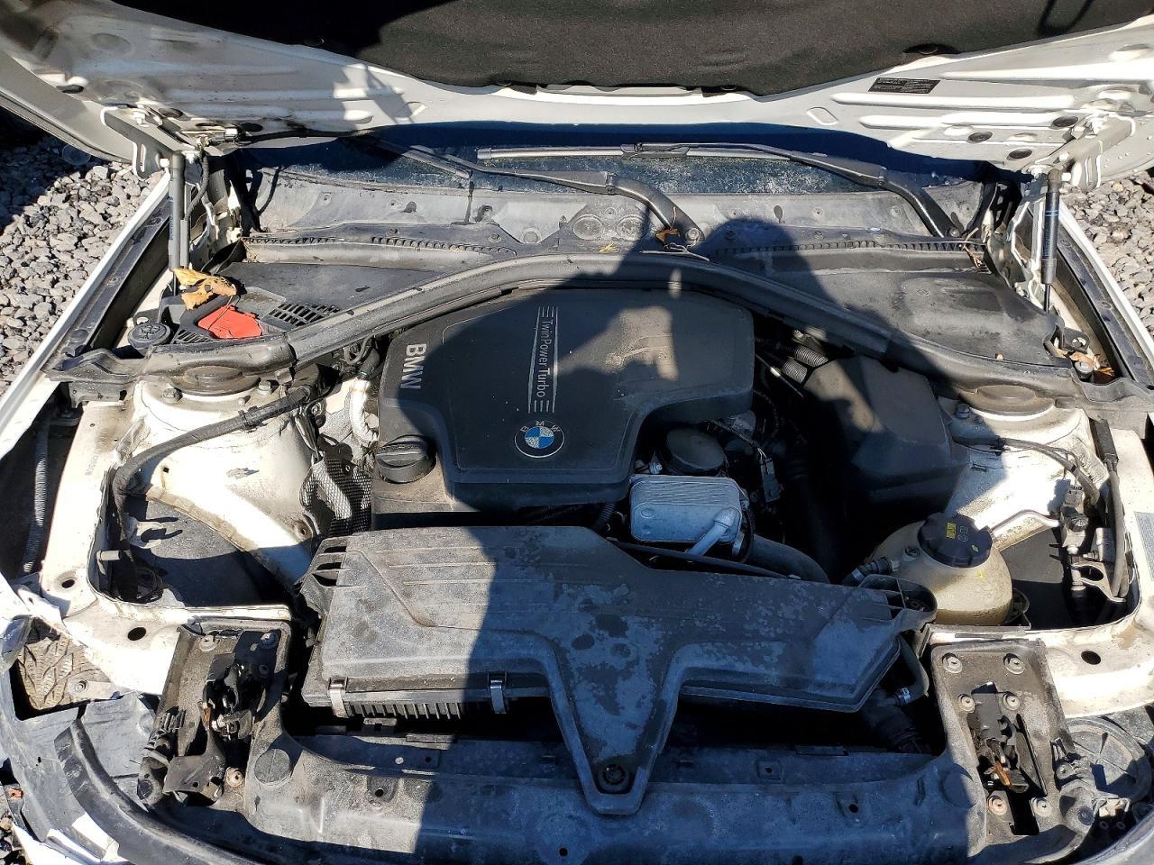 2015 BMW 328 Xi - zdjęcie 12