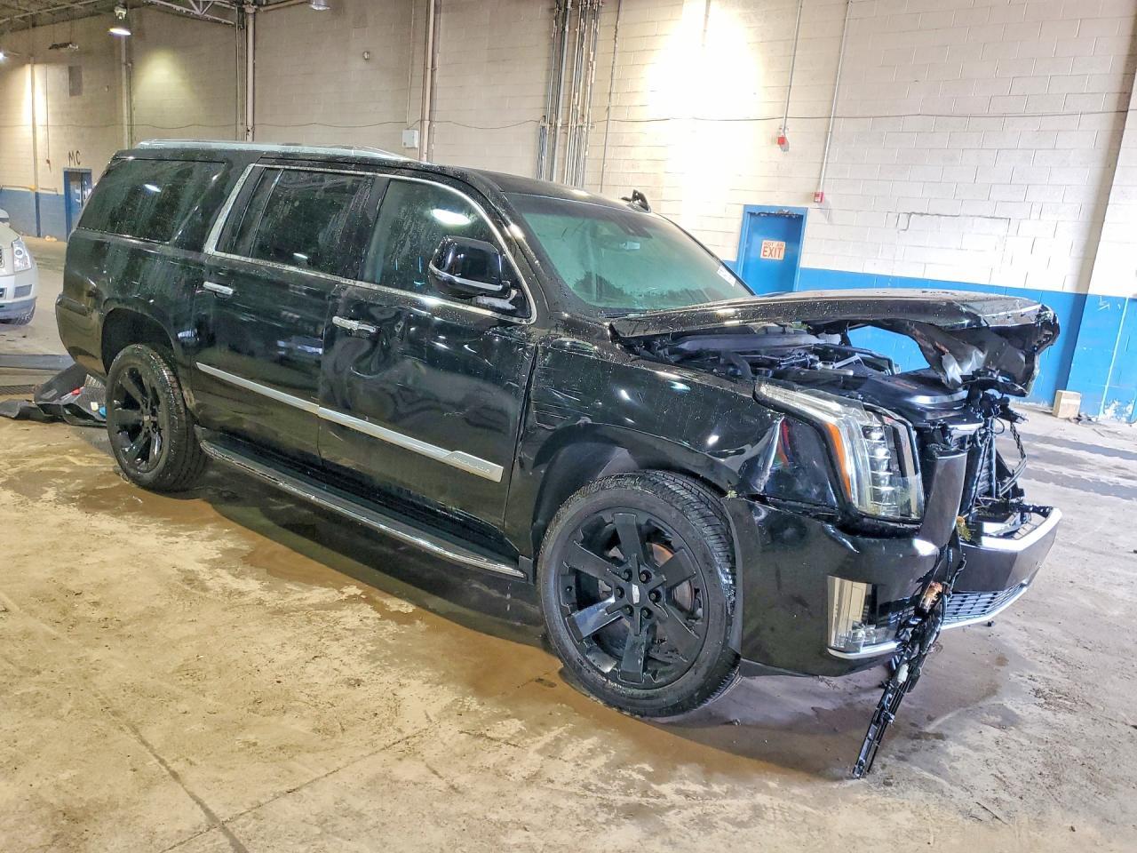 2019 Cadillac Escalade Esv Luxury - zdjęcie 4