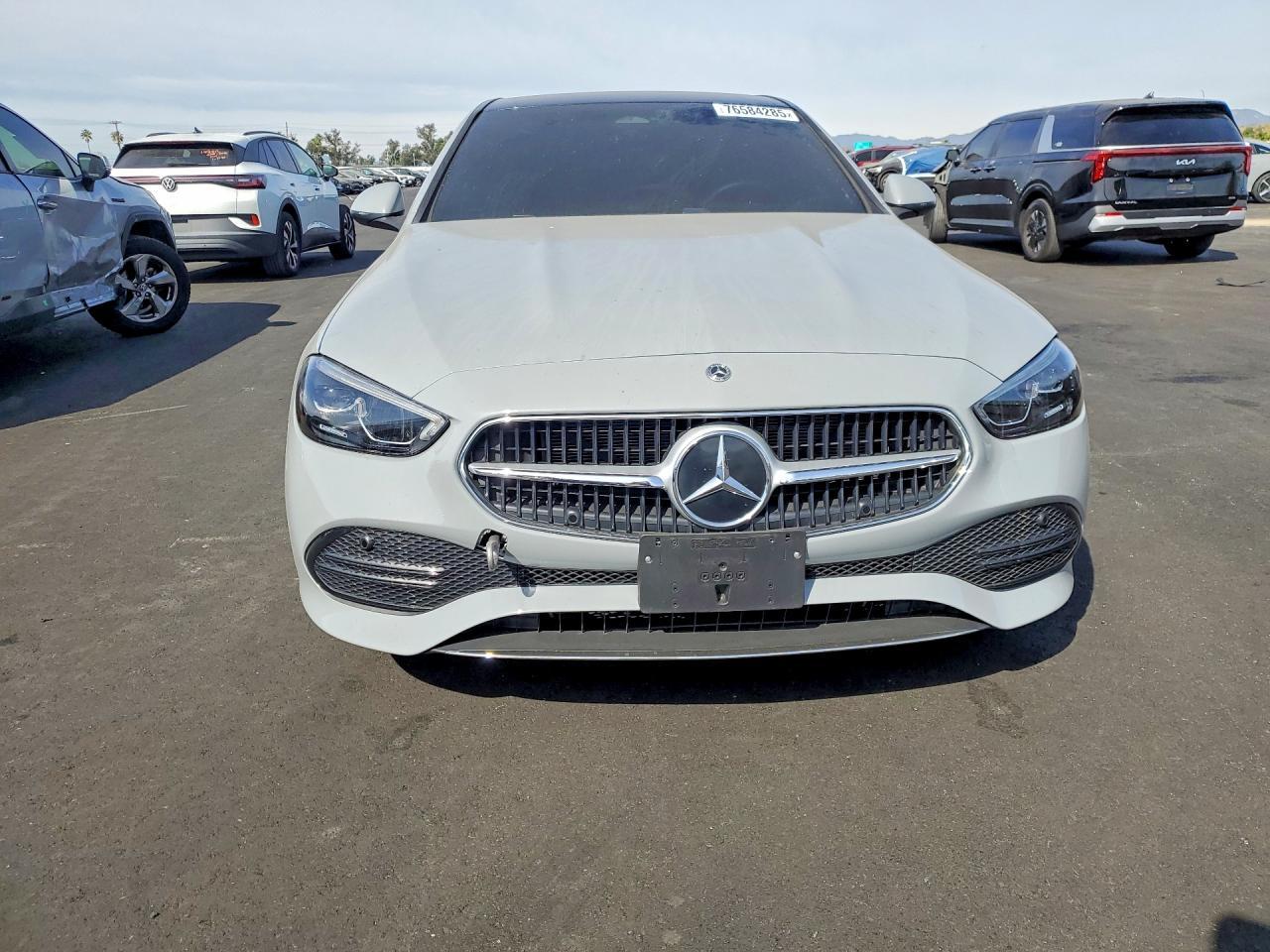 2025 Mercedes-Benz C 300 - zdjęcie 5