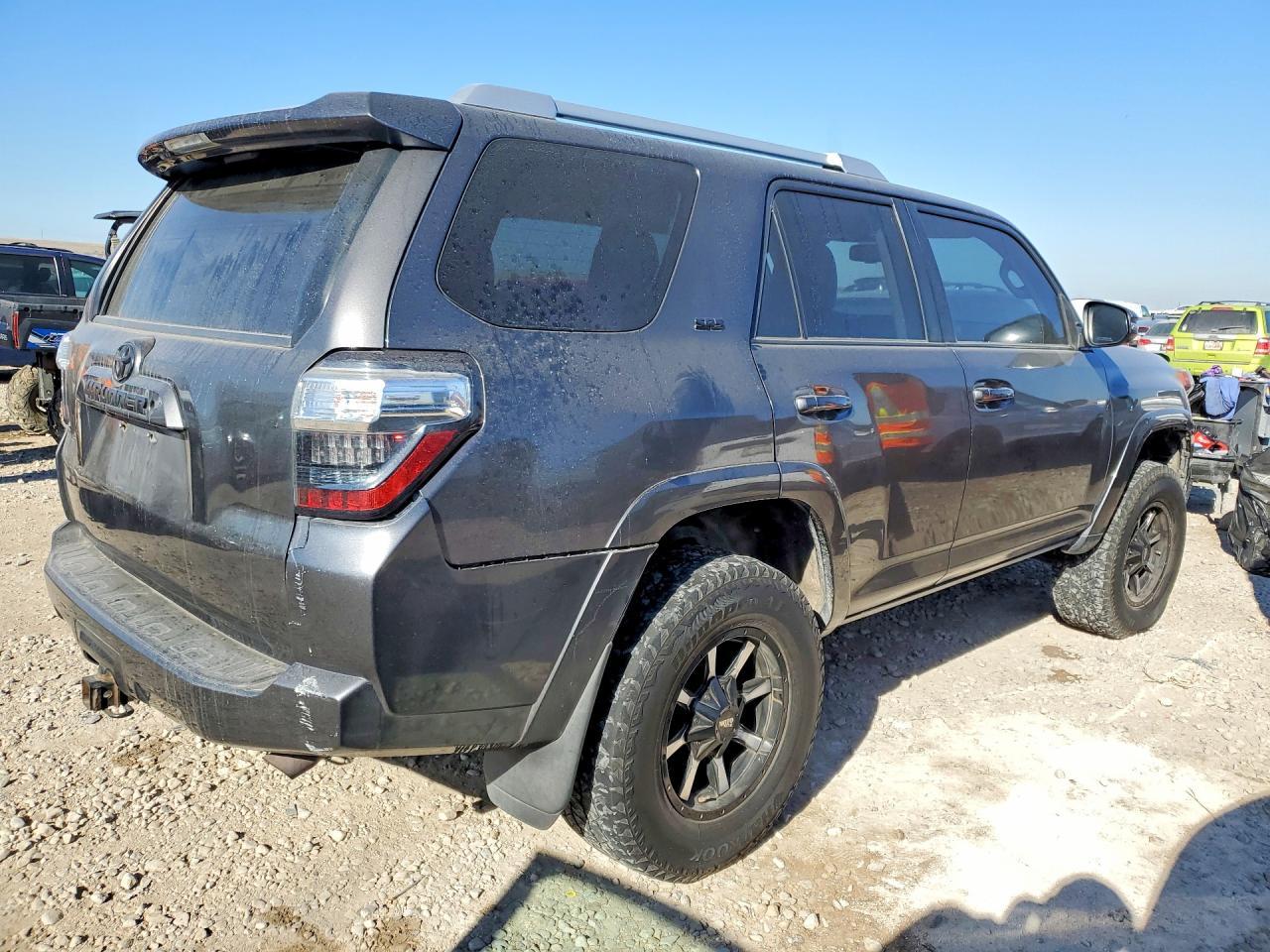 2016 Toyota 4Runner Sr5/Sr5 Premium - zdjęcie 3