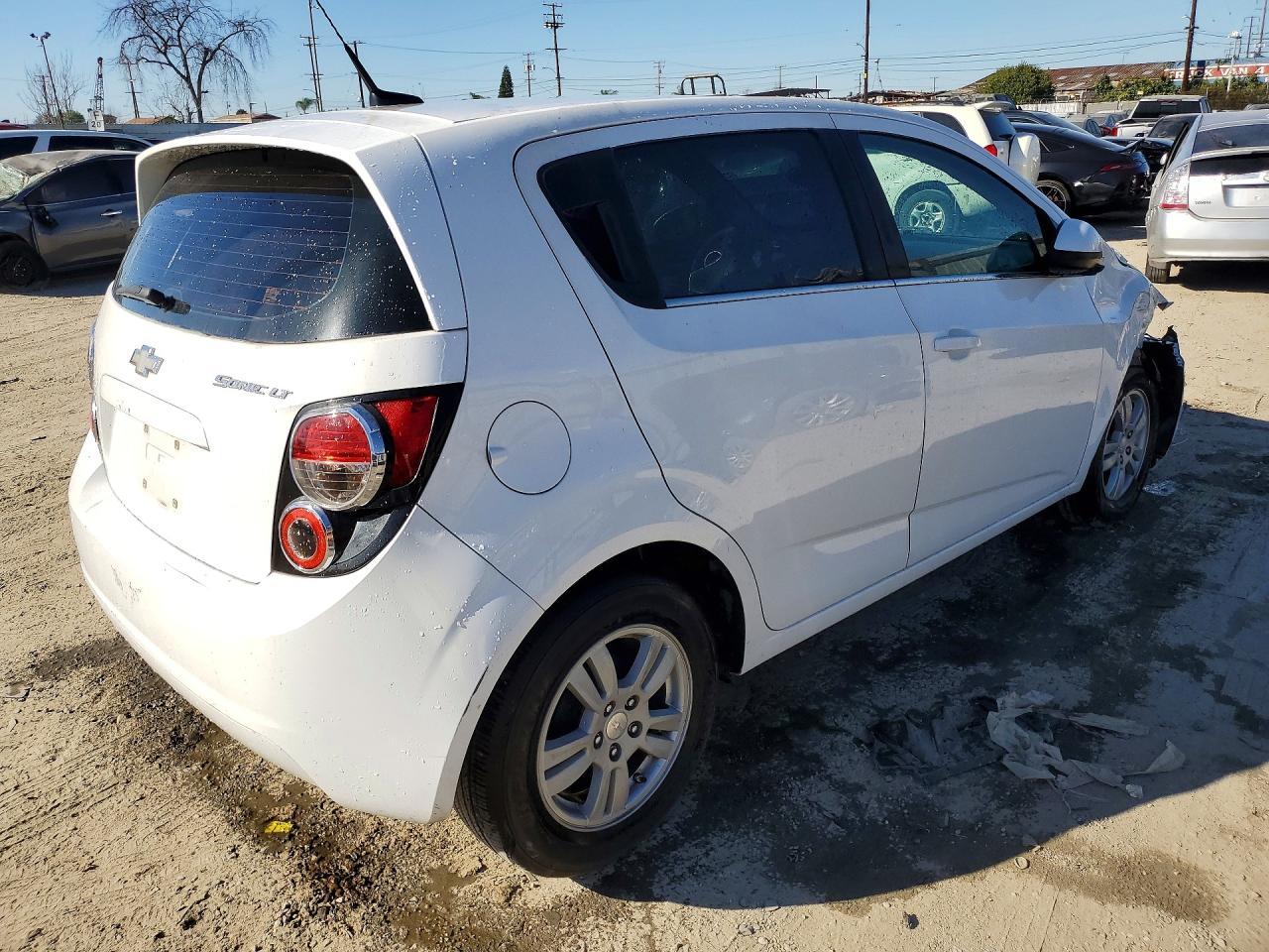 2014 Chevrolet Sonic Lt - zdjęcie 3