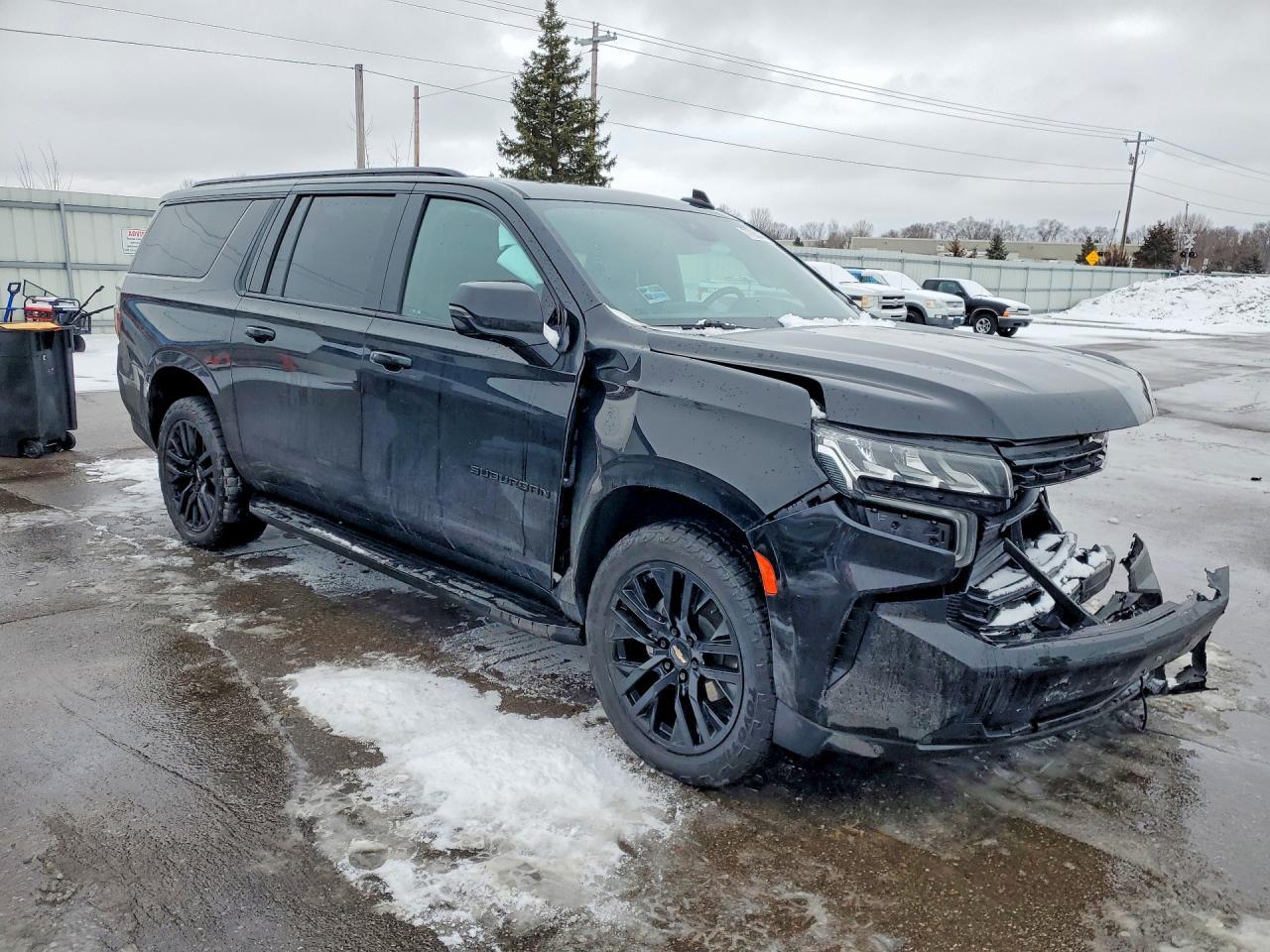 2023 Chevrolet Suburban K1500 Rst - zdjęcie 4