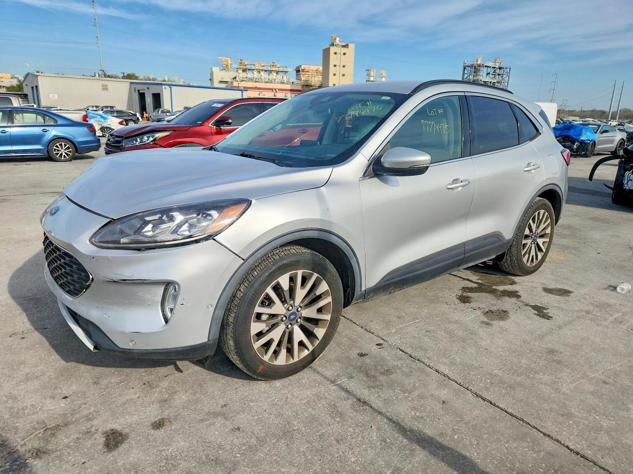 2020 Ford Escape Titanium - zdjęcie główne