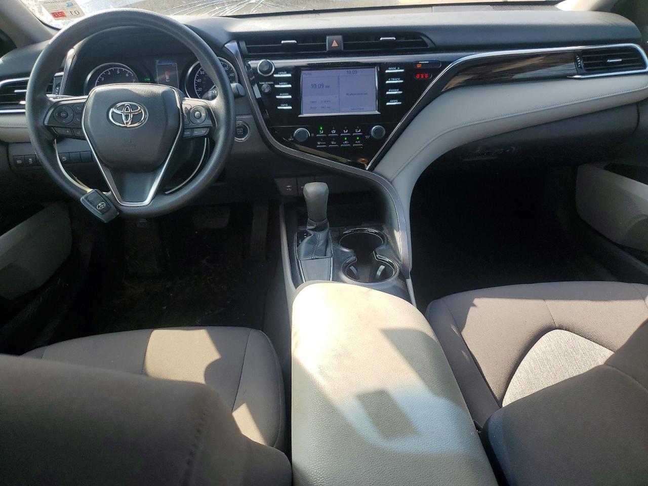 2018 Toyota Camry L - zdjęcie 8