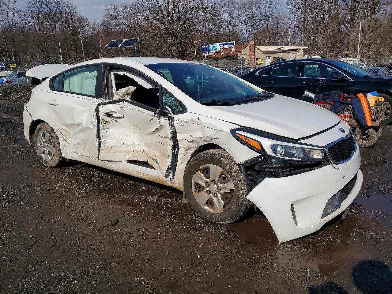 2017 Kia Forte Lx - zdjęcie 4