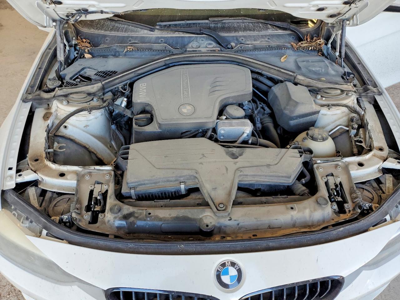 2015 BMW 320 I - zdjęcie 11