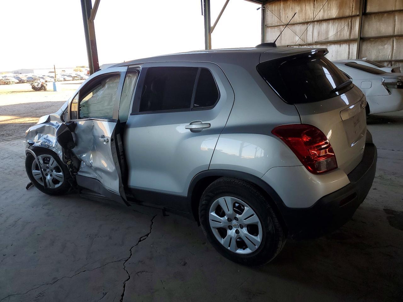 2016 Chevrolet Trax Ls - zdjęcie 2