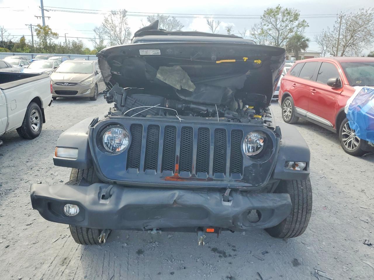 2023 Jeep Wrangler Sport - zdjęcie 5