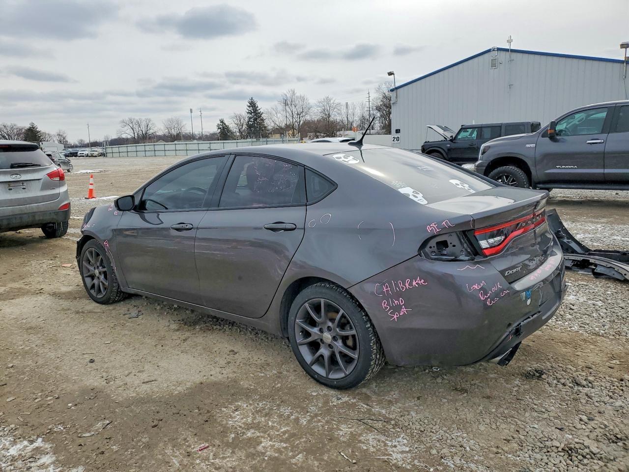 2016 Dodge Dart Gt Sport - zdjęcie 2