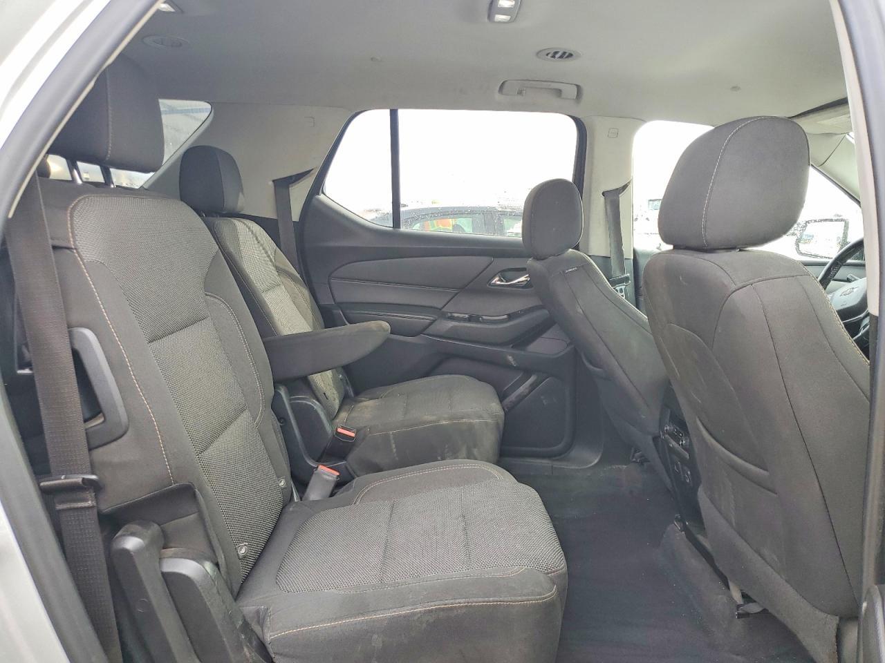 2019 Chevrolet Traverse Lt - zdjęcie 11