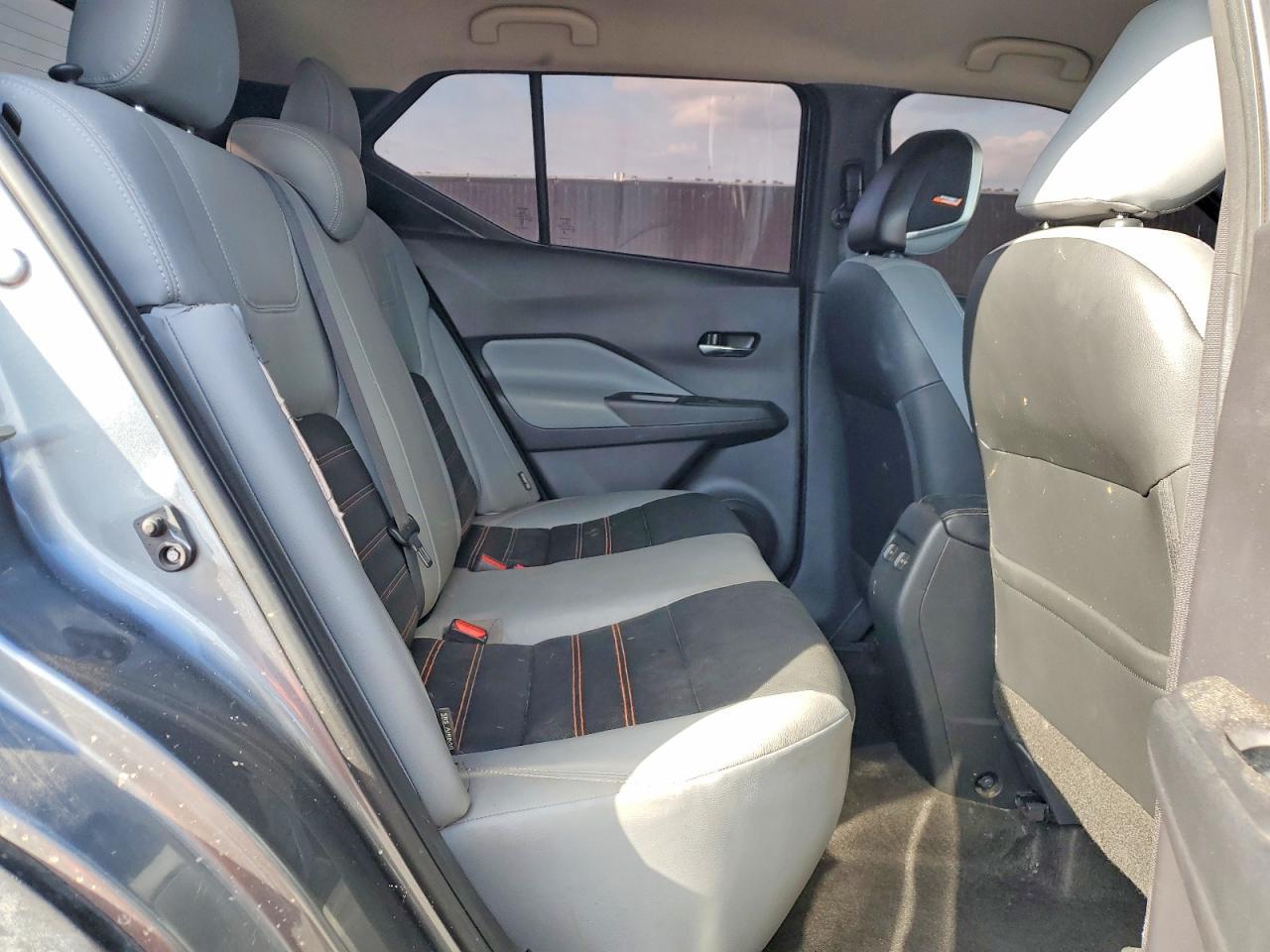 2024 Nissan Kicks Sr - zdjęcie 11