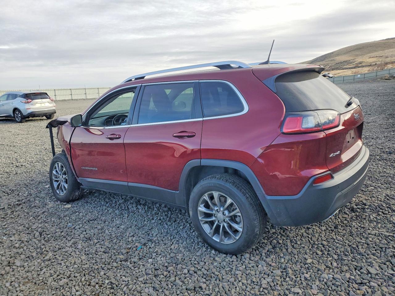 2019 Jeep Cherokee Latitude Plus - zdjęcie 2