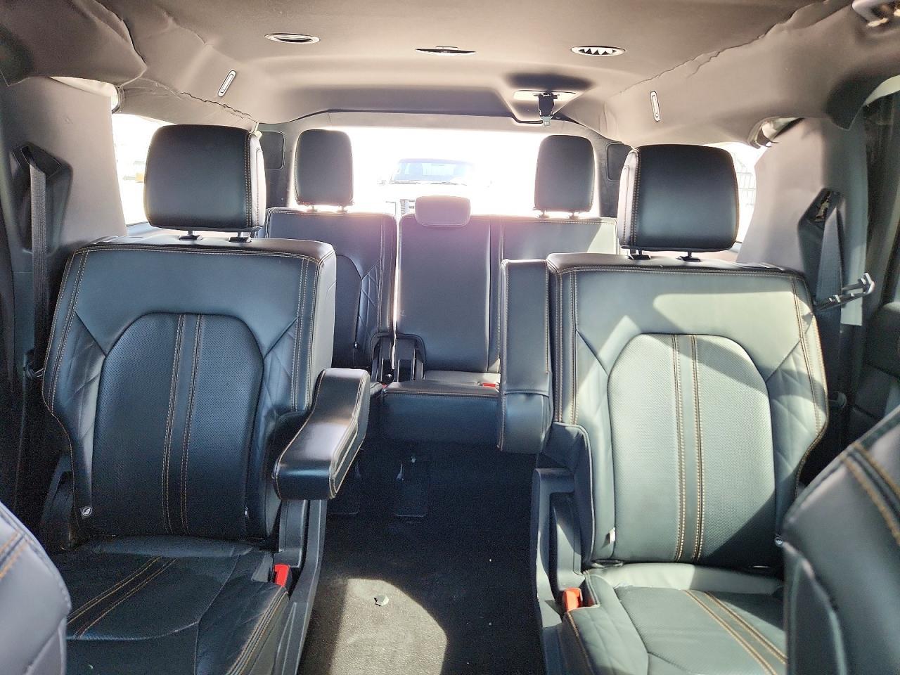 2022 Ford Expedition Max Platinum - zdjęcie 10