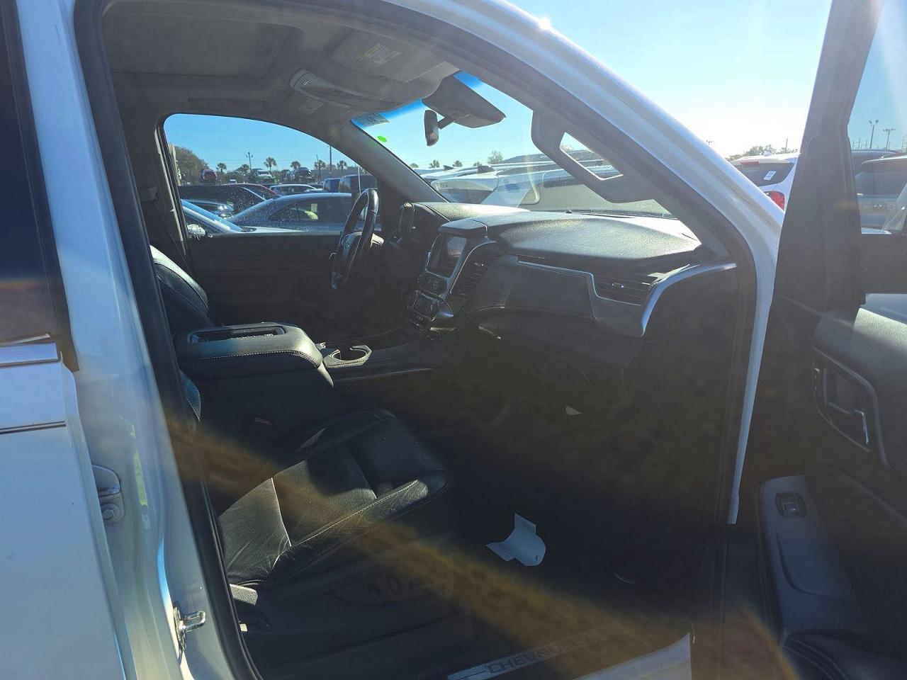 2016 Chevrolet Suburban K1500 Lt - zdjęcie 5