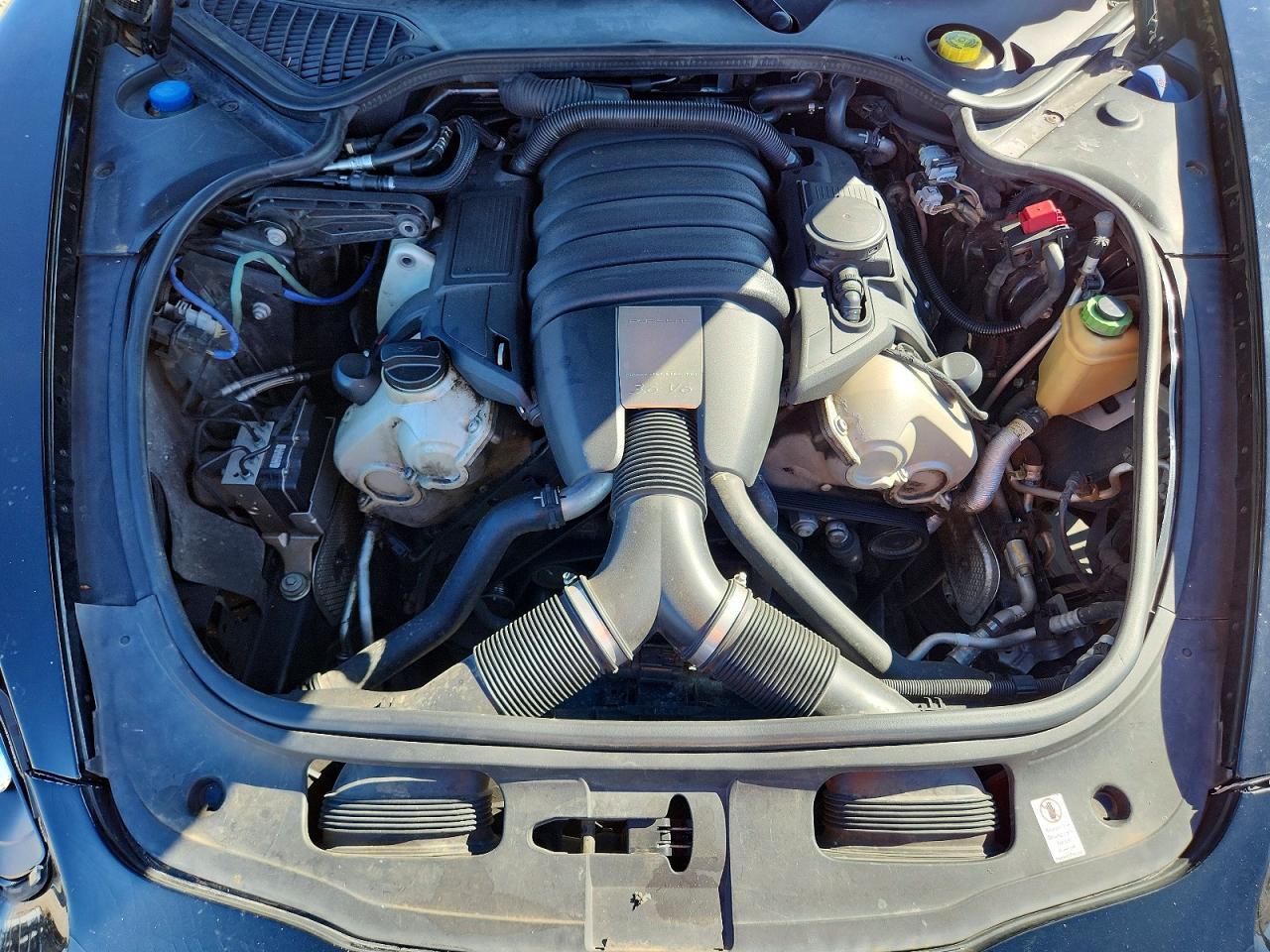 2016 Porsche Panamera 2 - zdjęcie 11