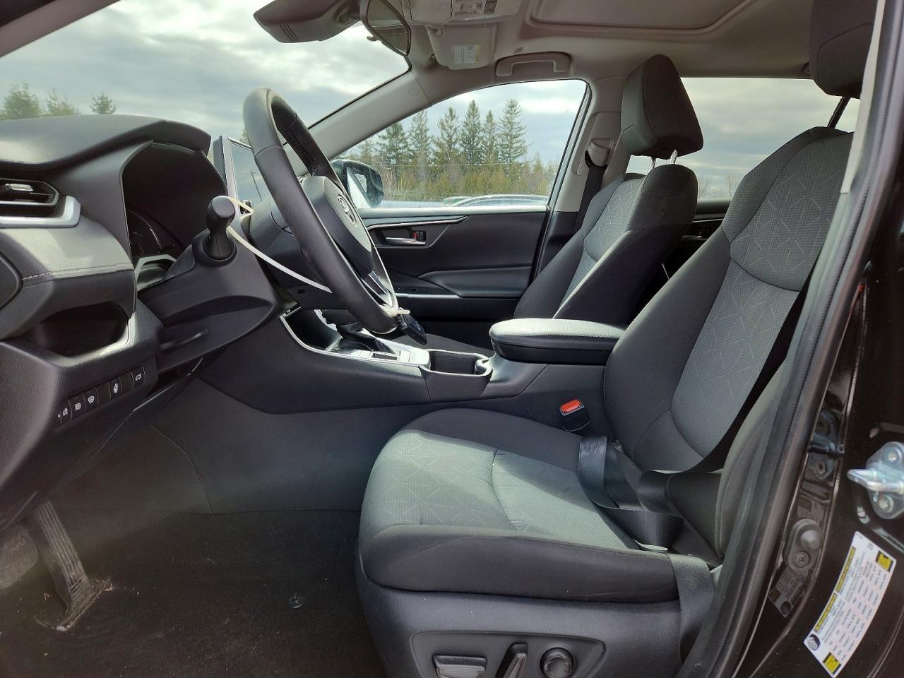 2024 Toyota Rav4 Xle - zdjęcie 7