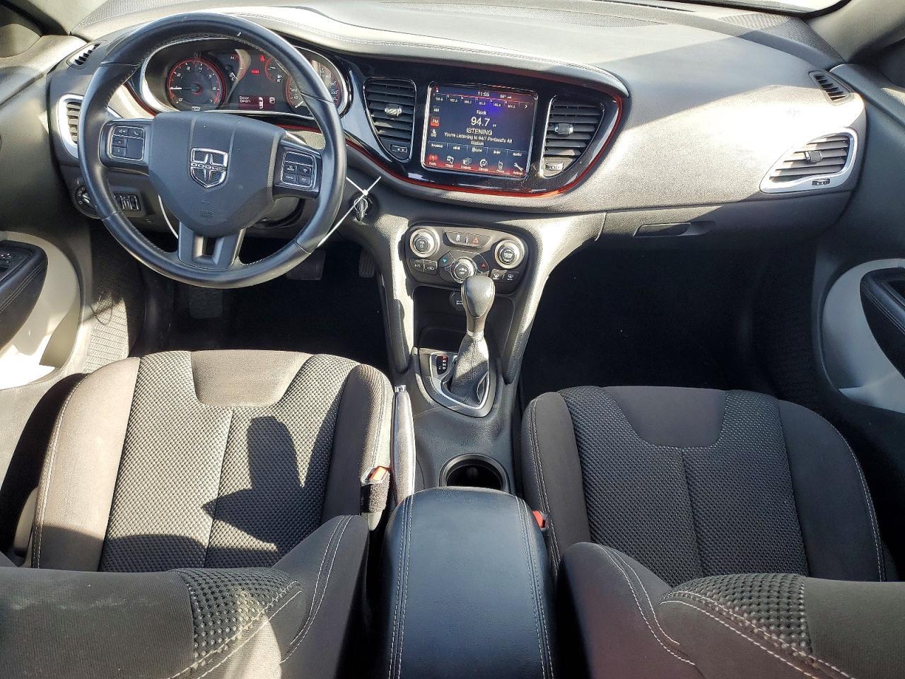 2015 Dodge Dart Sxt - zdjęcie 8