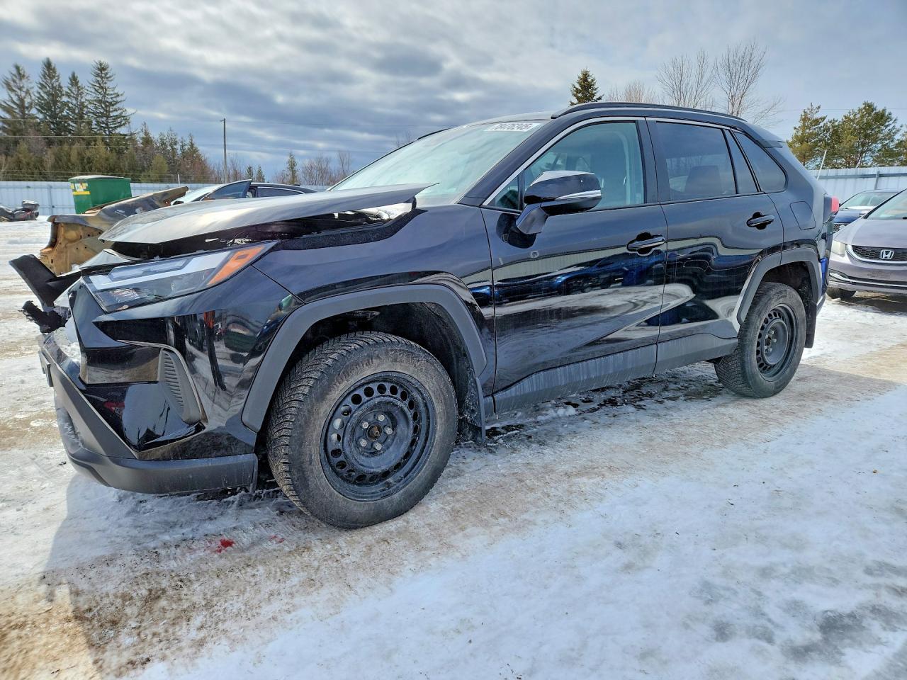 2024 Toyota Rav4 Xle - zdjęcie główne