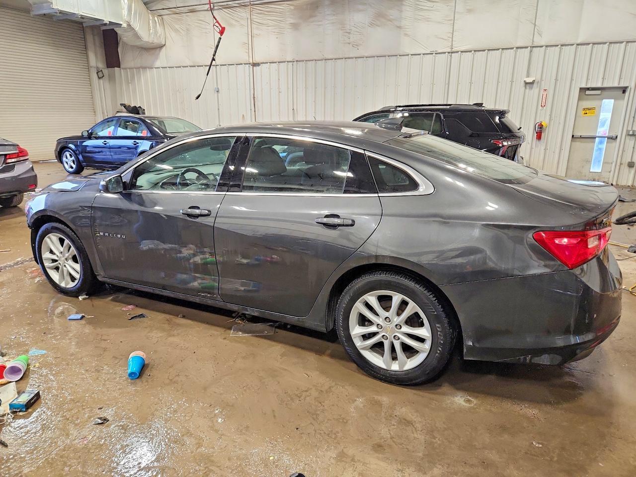 2018 Chevrolet Malibu Lt - zdjęcie 2