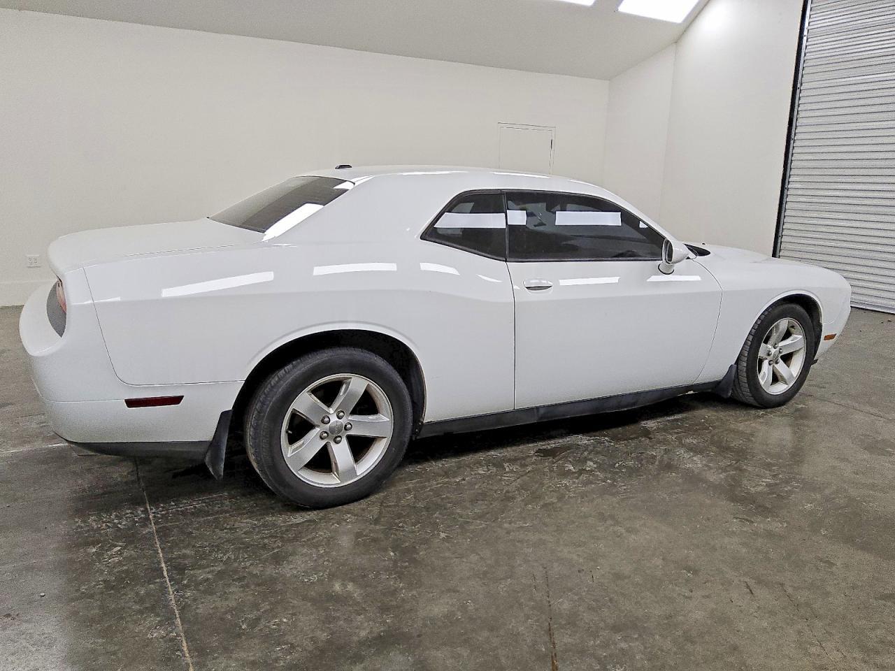 2014 Dodge Challenger Sxt - zdjęcie 3