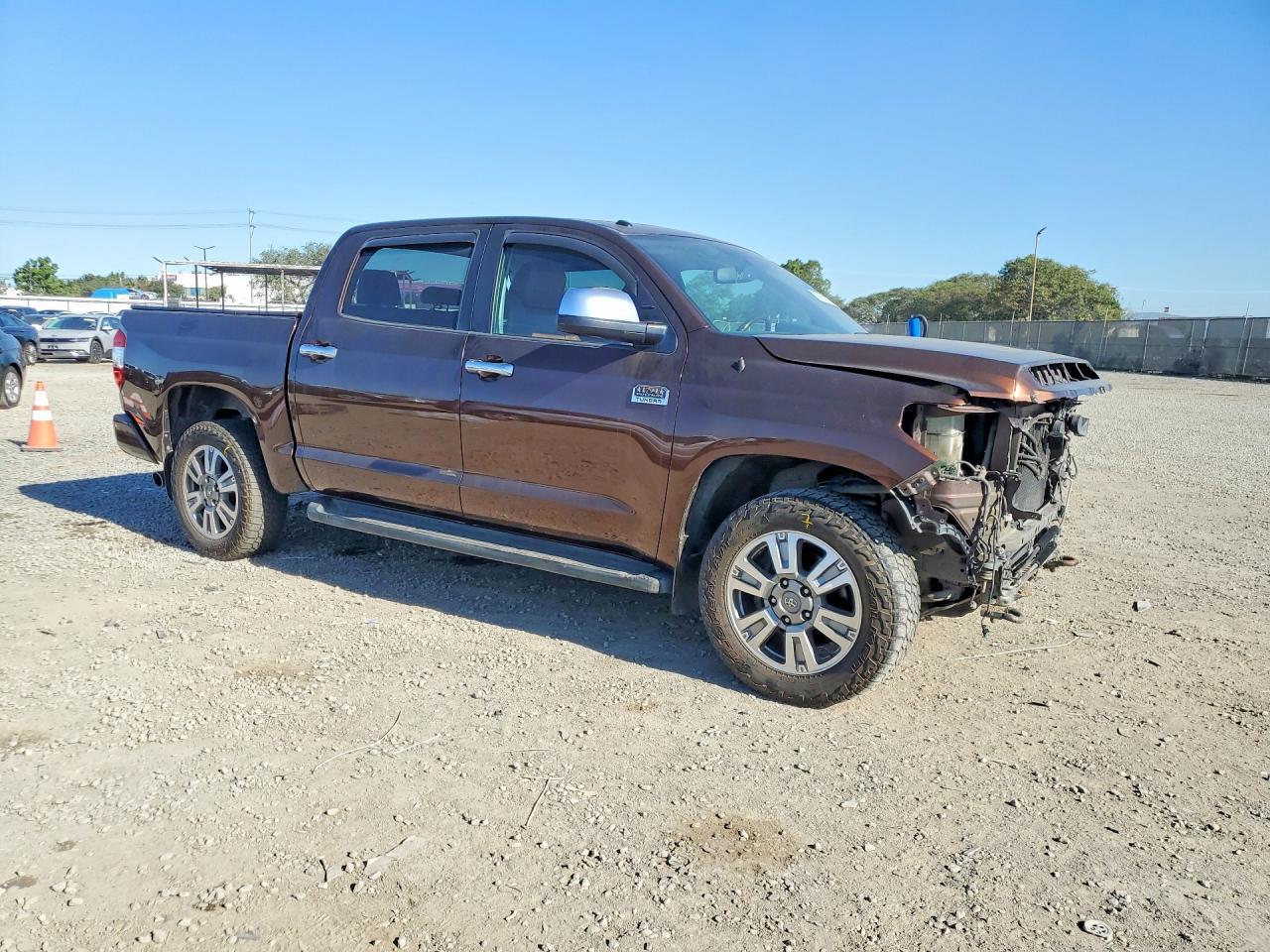2016 Toyota Tundra Crewmax 1794 - zdjęcie 4