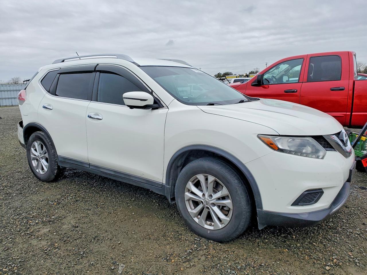 2016 Nissan Rogue Sv - zdjęcie 4
