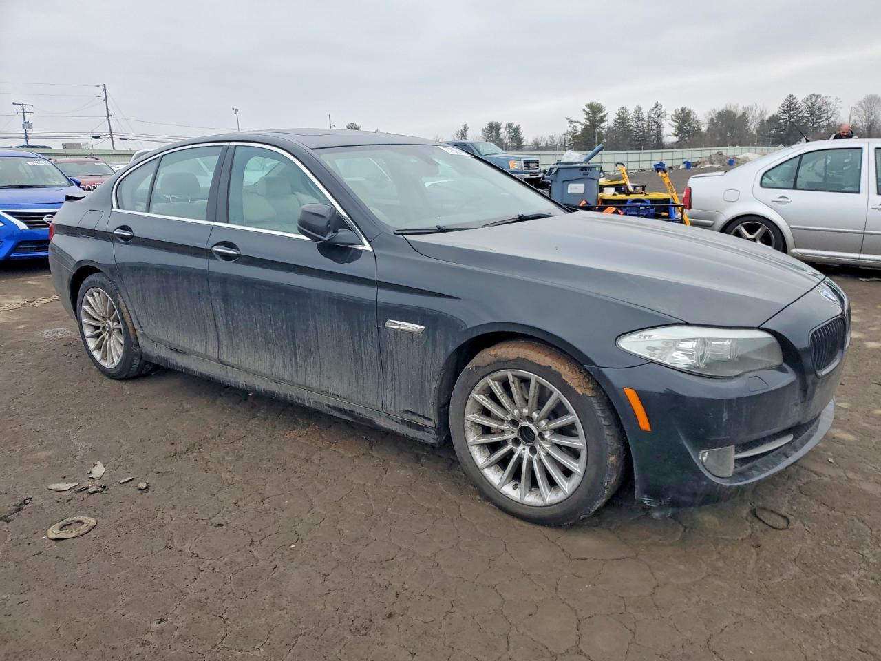 2013 BMW 535 Xi - zdjęcie 4