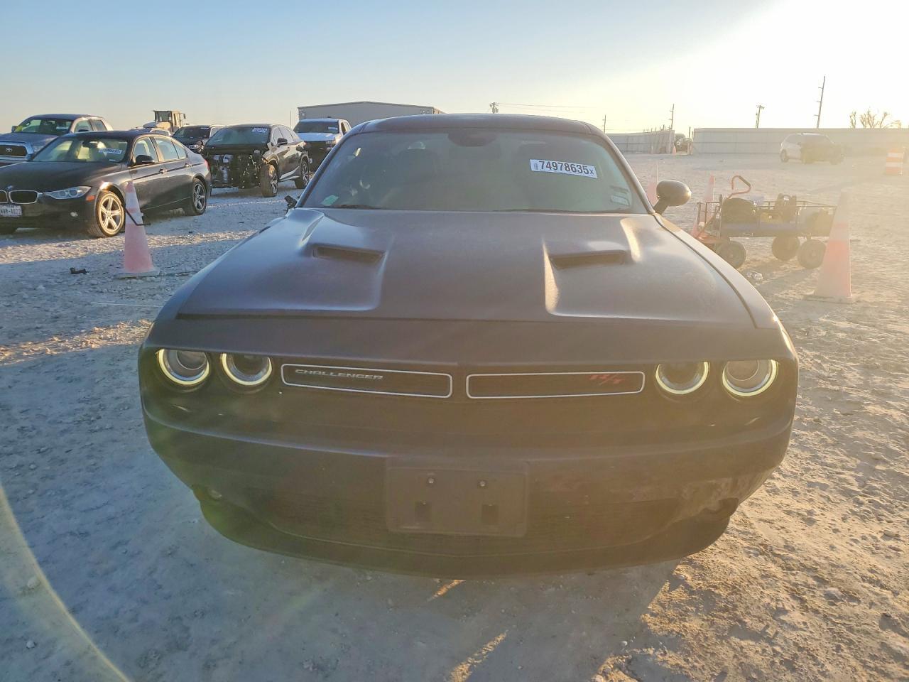 2015 Dodge Challenger Sxt - zdjęcie 5
