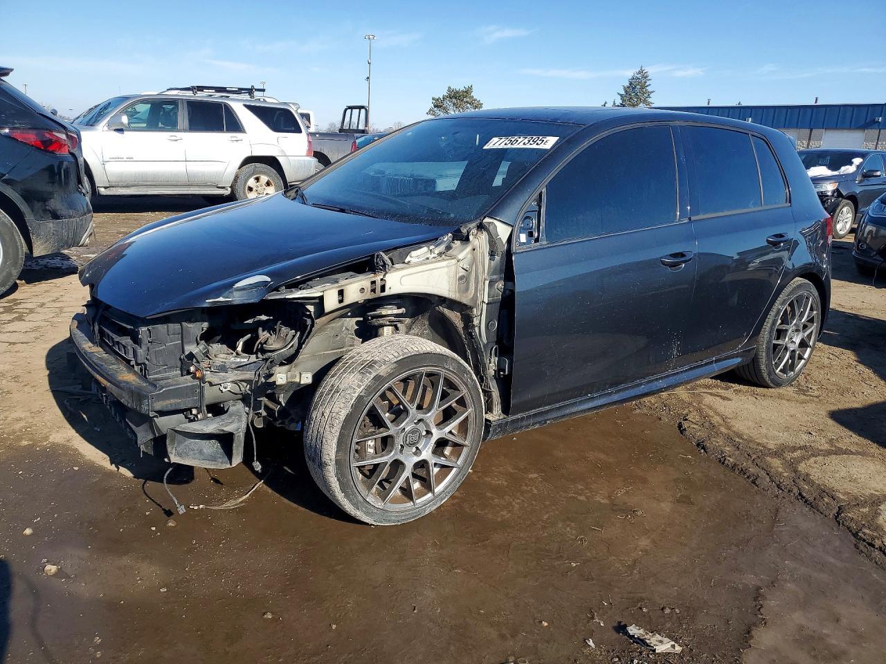 2013 Volkswagen Golf R - zdjęcie główne