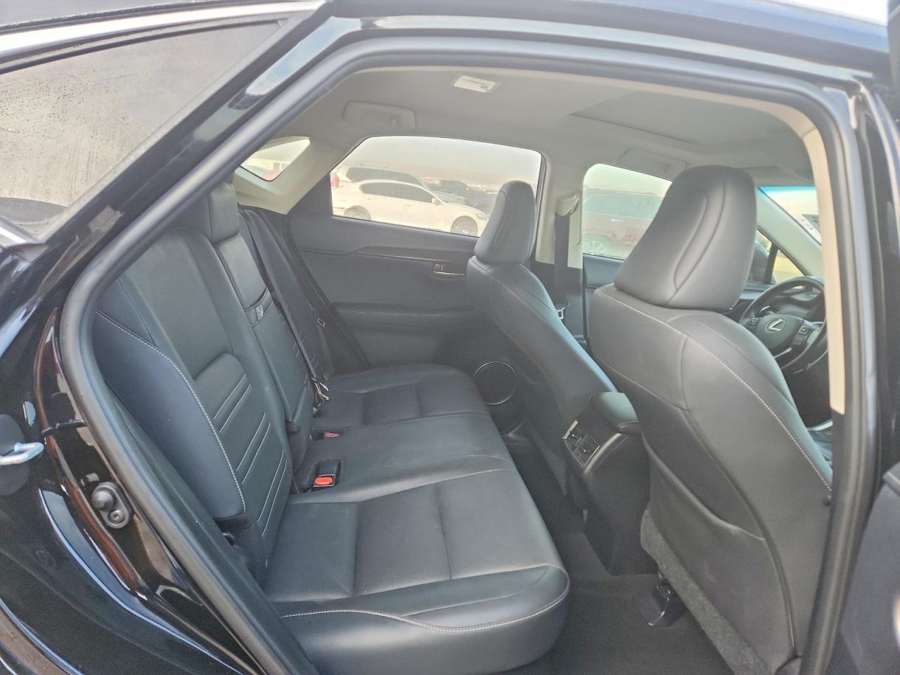 2017 Lexus Nx 200T Base - zdjęcie 10