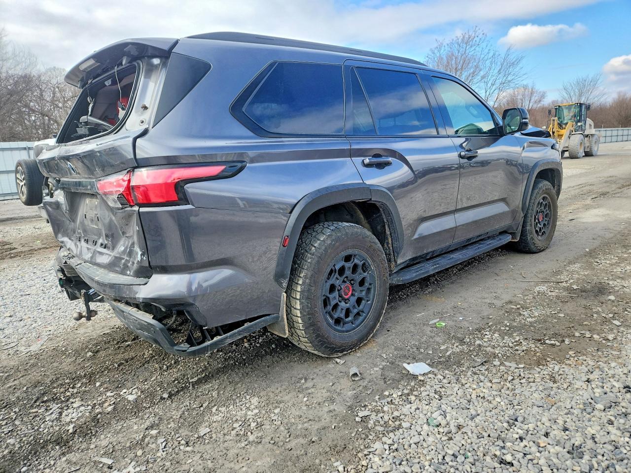 2023 Toyota Sequoia Trd Pro - zdjęcie 3