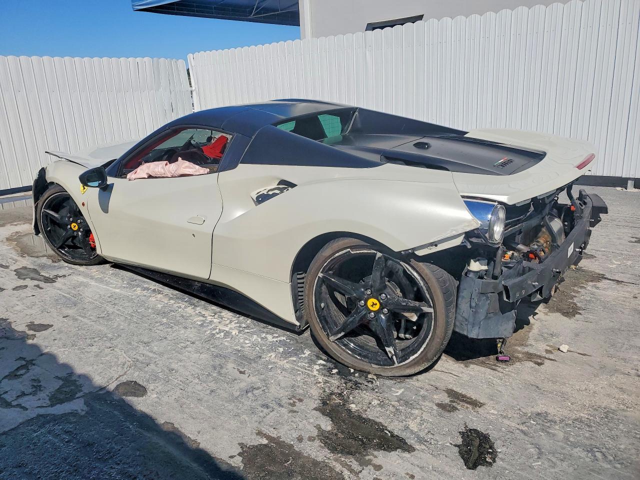 2018 Ferrari 488 Spider - zdjęcie 2
