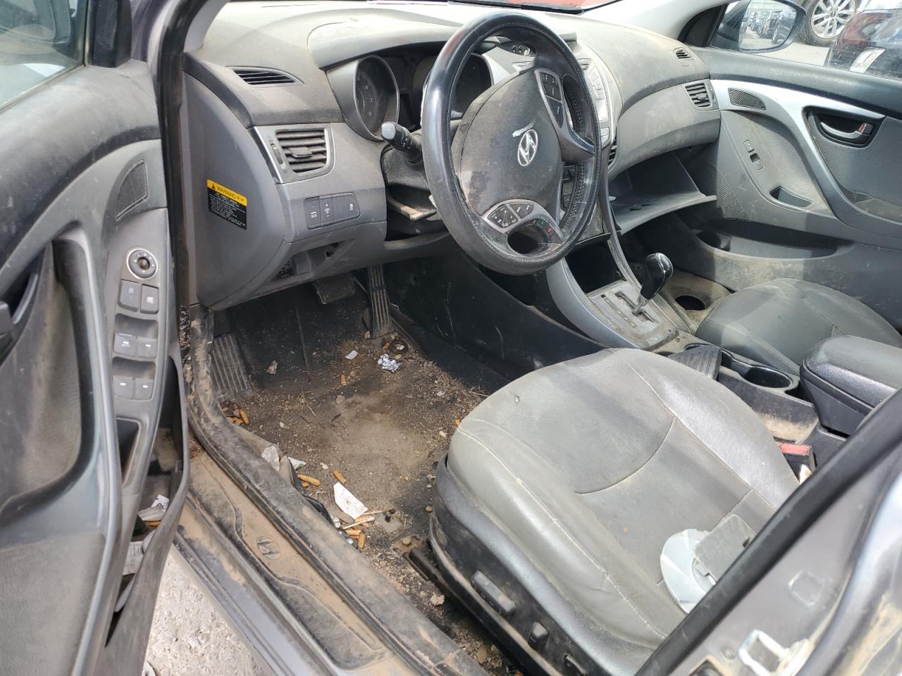 2013 Hyundai Elantra Gls - zdjęcie 8