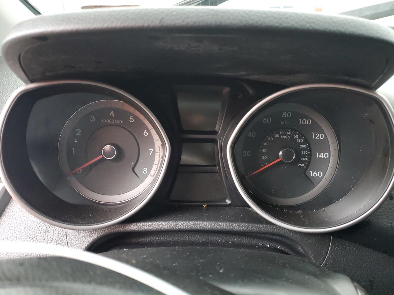 2016 Hyun Elantra Gt - zdjęcie 17