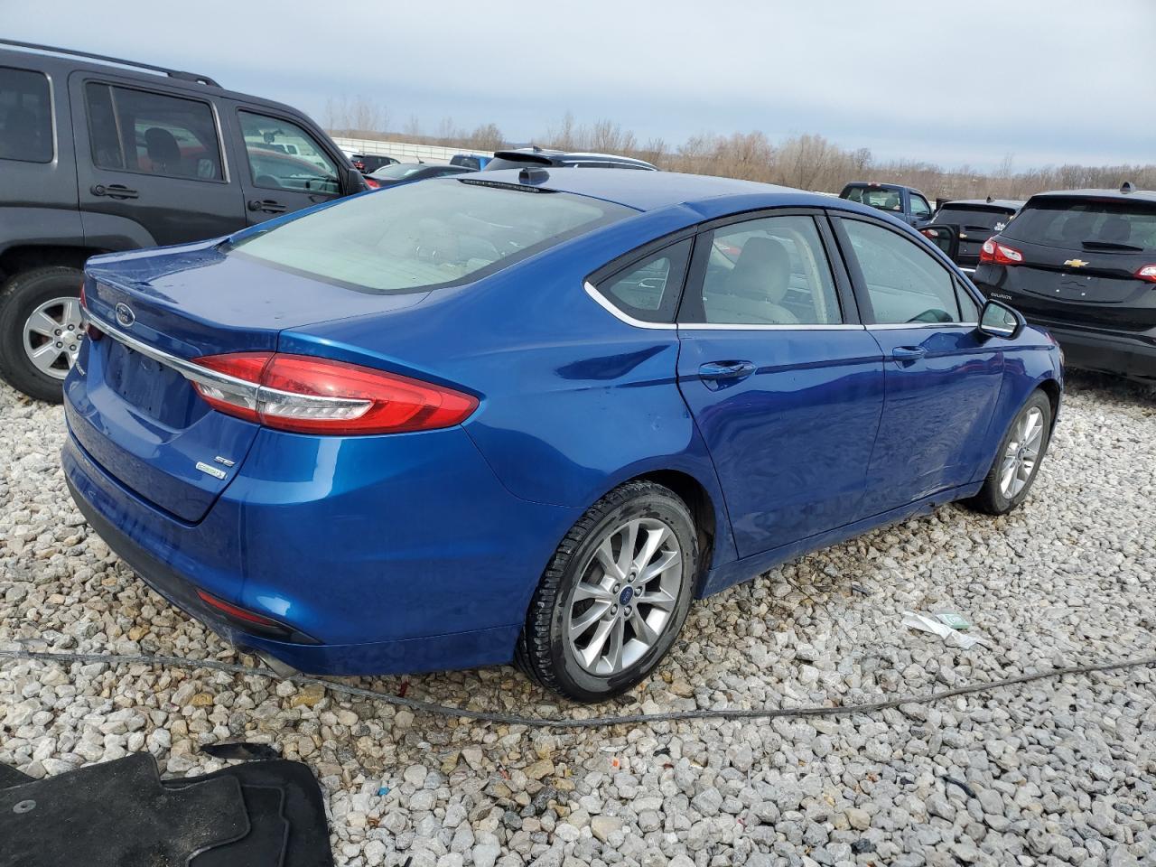 2017 Ford Fusion Se - zdjęcie 3