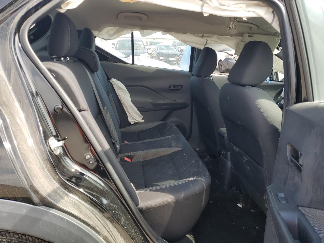 2020 Niss Kicks - zdjęcie 10