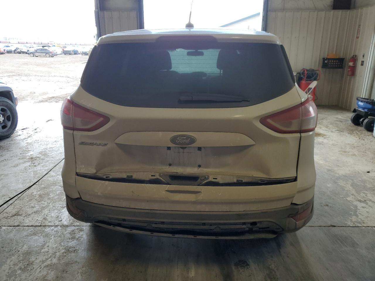 2016 Ford Escape S - zdjęcie 6