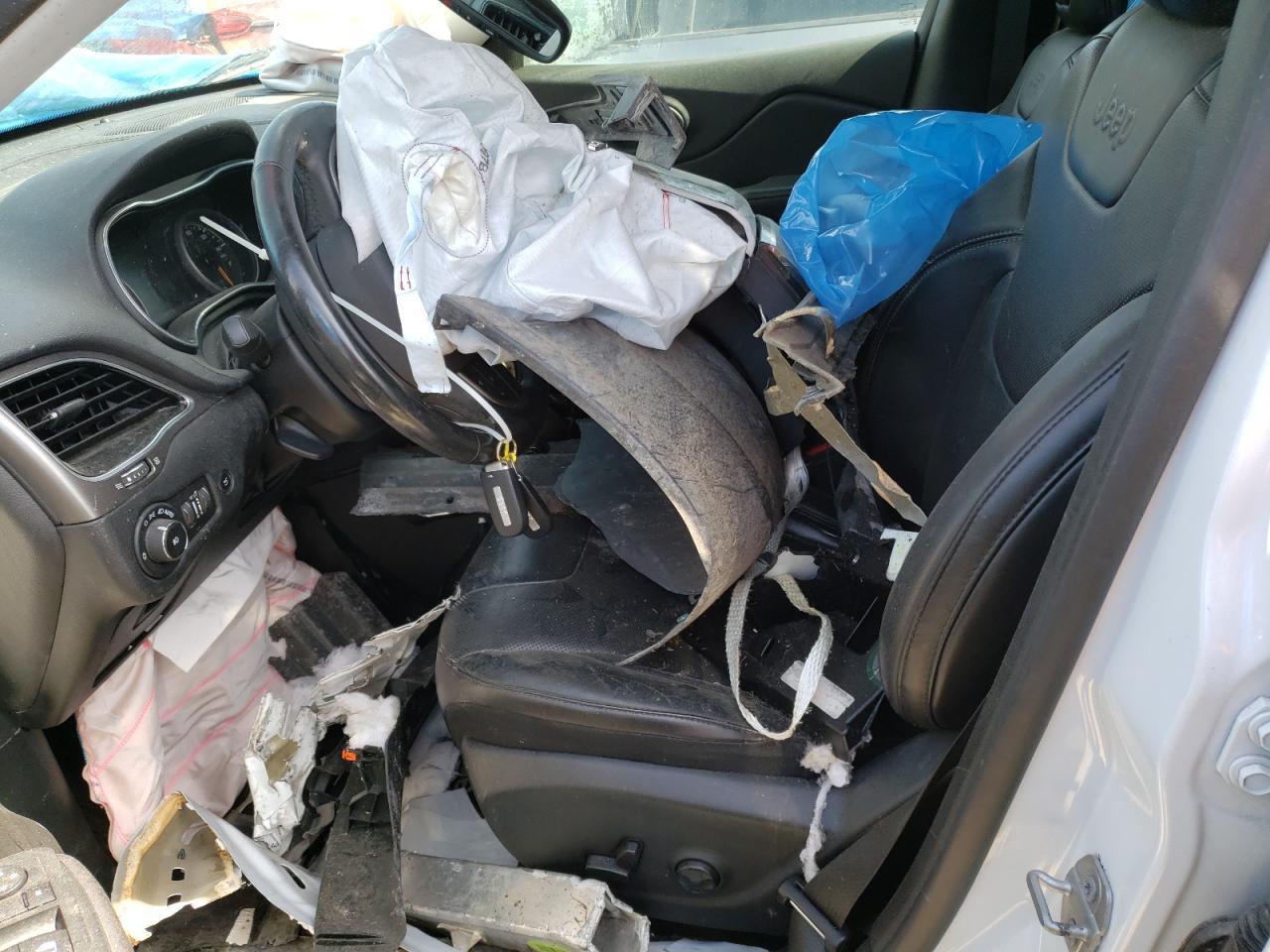 2019 Jeep Cherokee Limited - zdjęcie 7