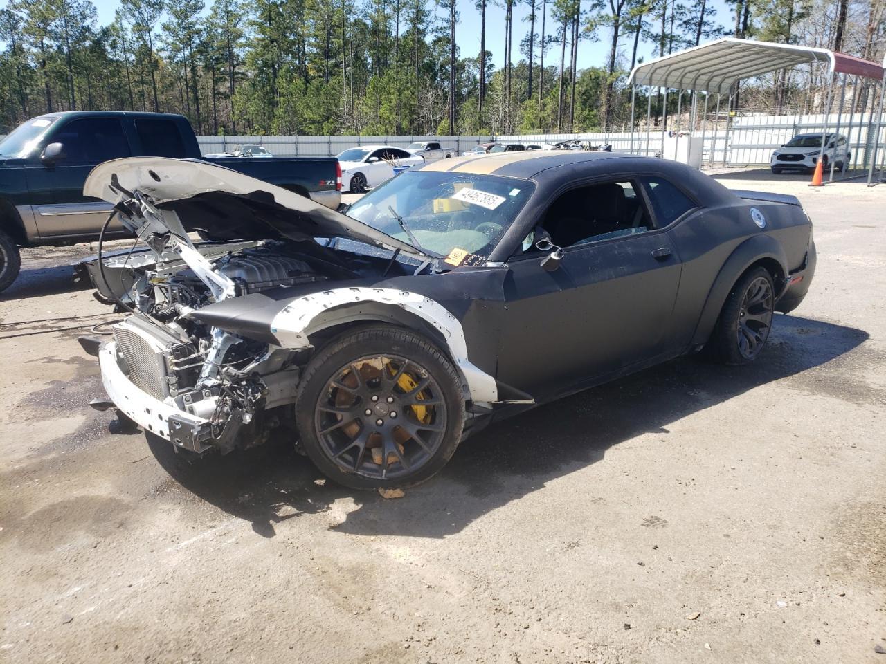 2022 Dodg Challenger - zdjęcie główne