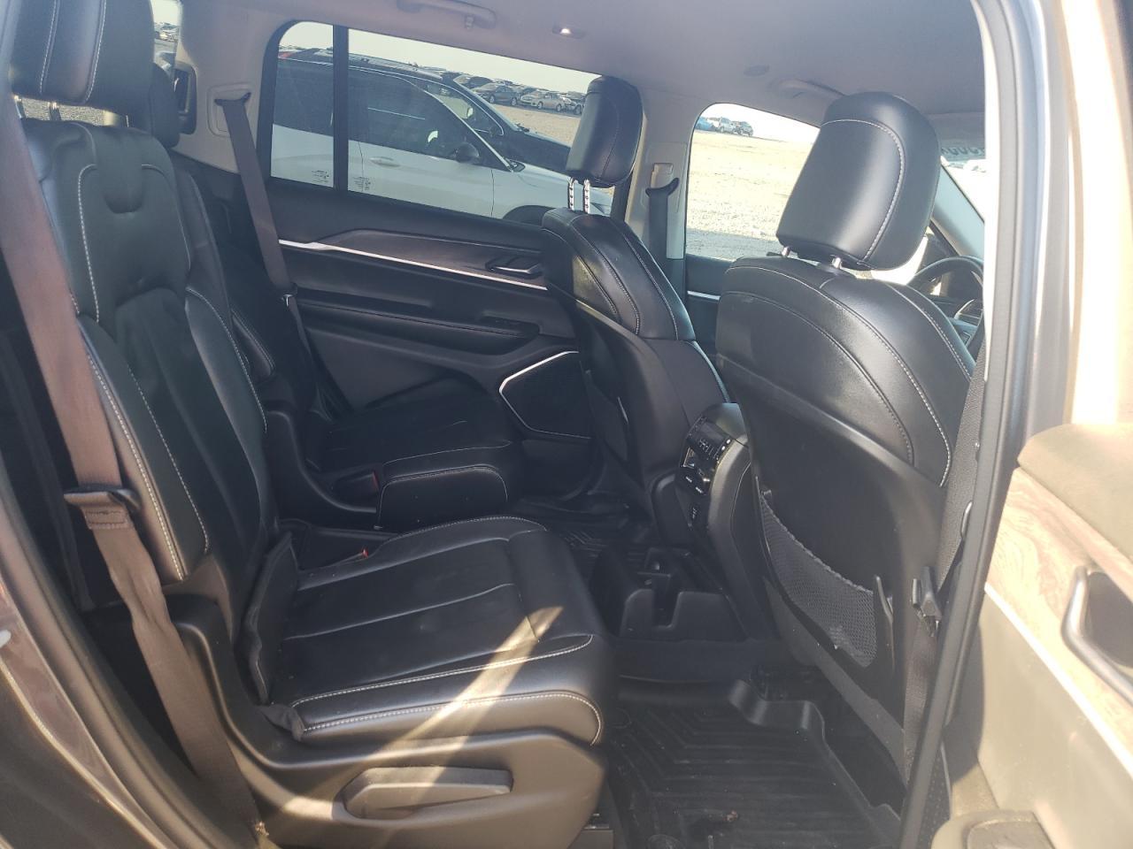 2022 Jeep Grand Cherokee L Limited - zdjęcie 11