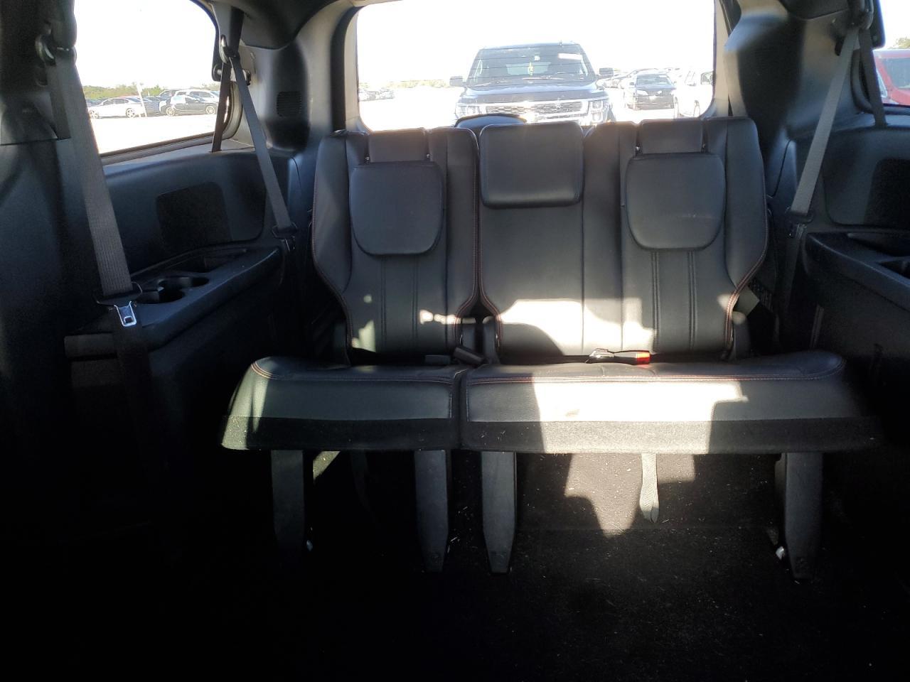 2019 Dodge Grand Caravan Gt - zdjęcie 10