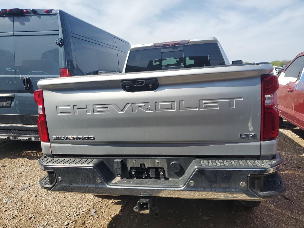 2020 Chevrolet Silverado K2500 Heavy Duty Ltz - zdjęcie 6