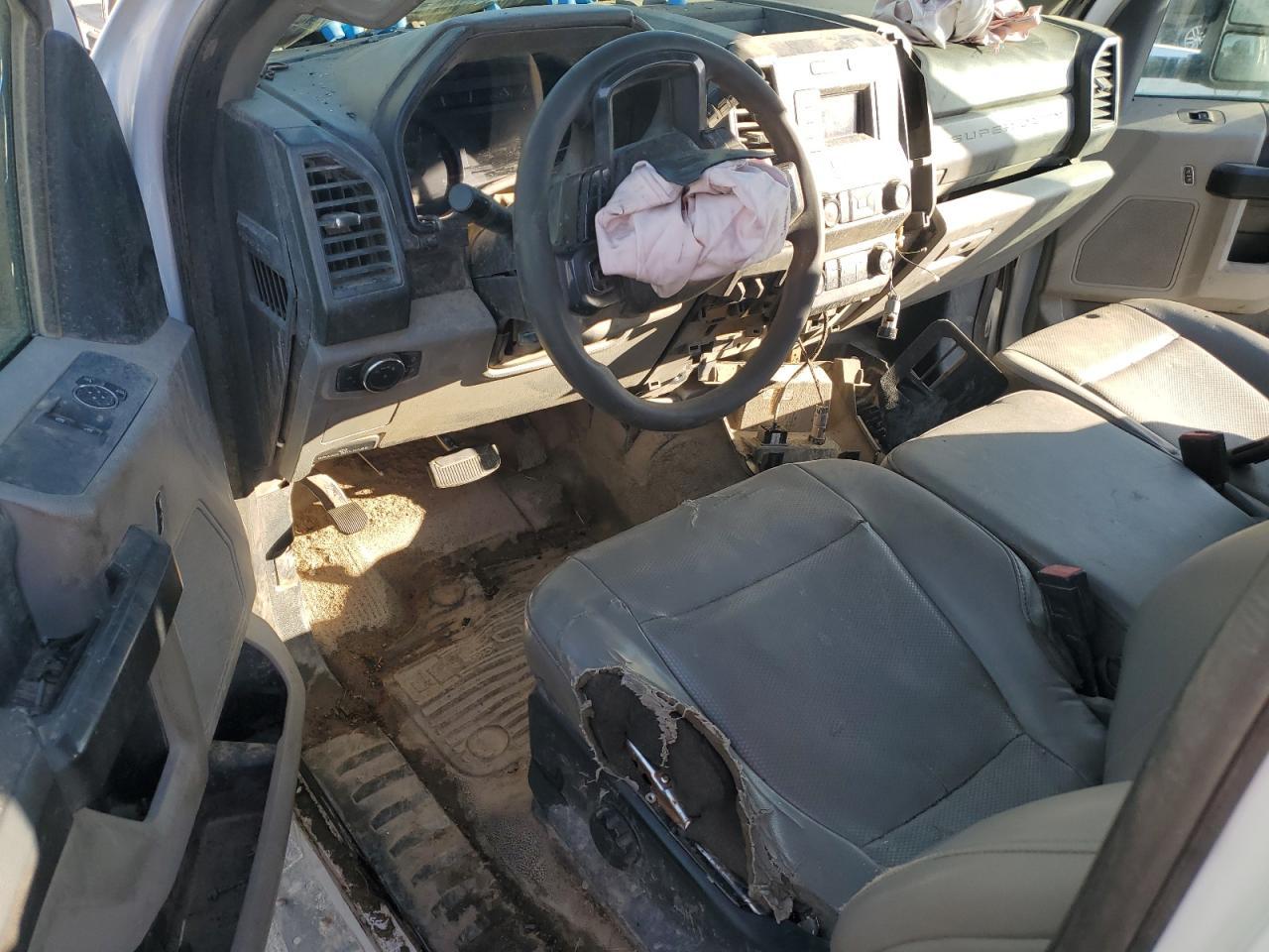 2020 Ford F250 Super Duty - zdjęcie 8