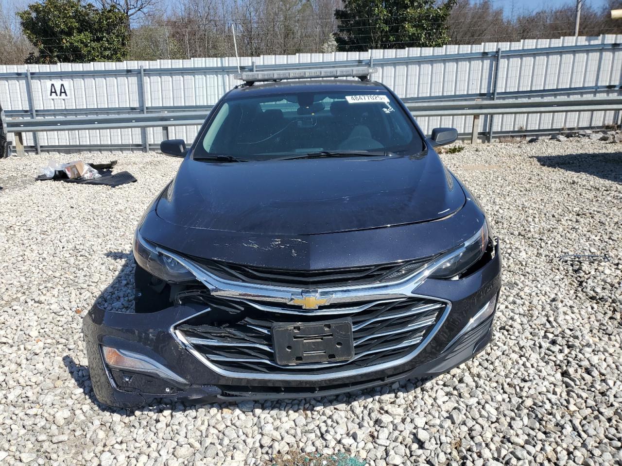 2022 Chevrolet Malibu Ls - zdjęcie 5