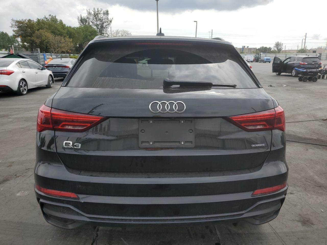 2021 Audi Q3 Premium S Line 45 - zdjęcie 6
