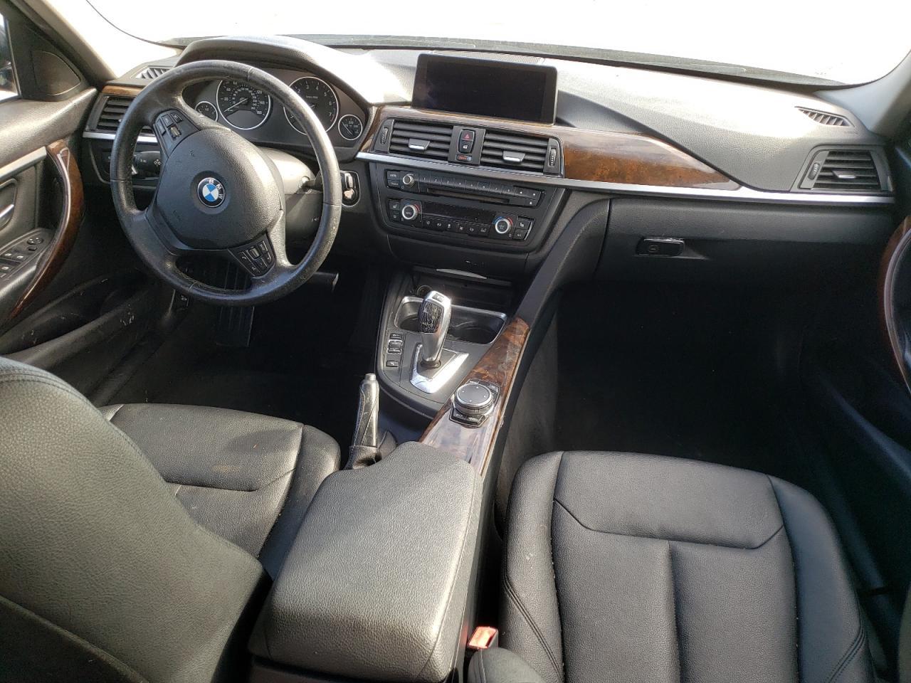 2015 BMW 320 I - zdjęcie 8